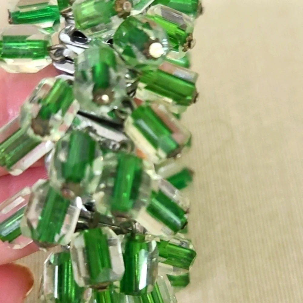 VINTAGE Made in Japan 60s Bracelet Green Glass and Silver Metal
